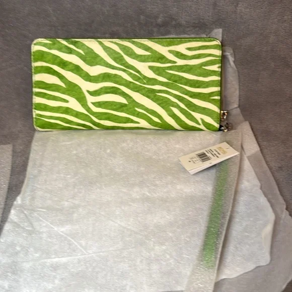 💚MICHAEL KORS💚Jungle Green Jet Set Travel Zebra Print Calf Hair Cont Wallet/NWT - Picture 4 of 9